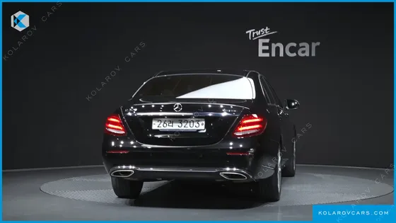 MERCEDES E-CLASS E300 4MATIC EXCLUSIVE