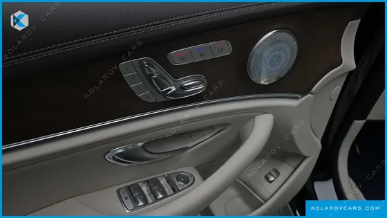 MERCEDES E-CLASS E300 4MATIC EXCLUSIVE