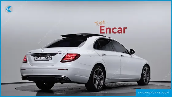 MERCEDES E-CLASS E300 4MATIC AVNATGARDE