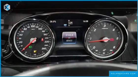 MERCEDES E-CLASS E220D CABRIOLET