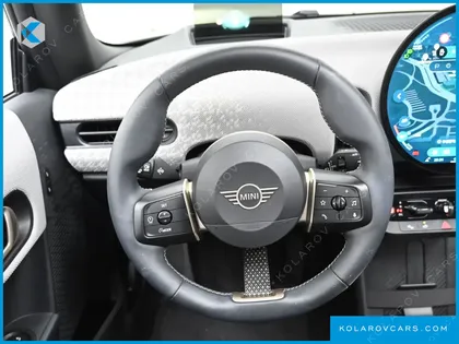 MINI COOPER FAVOURED