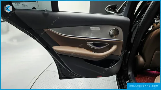 MERCEDES E-CLASS E300 AVANTGARDE
