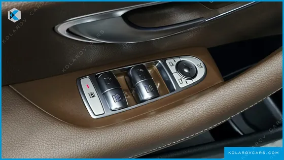 MERCEDES E-CLASS E300 AVANTGARDE