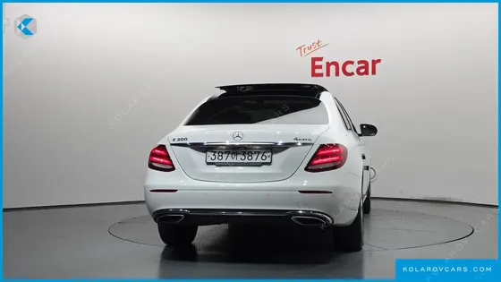 MERCEDES E-CLASS E300 4MATIC EXCLUSIVE