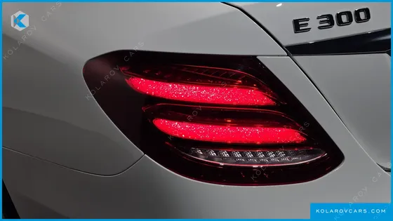 MERCEDES E-CLASS E300 4MATIC EXCLUSIVE