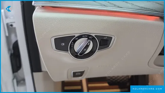 MERCEDES E-CLASS E300 4MATIC EXCLUSIVE