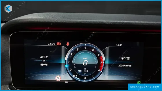 MERCEDES E-CLASS E300 AMG LINE
