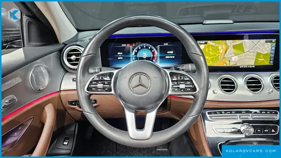 MERCEDES E-CLASS E300 AMG LINE