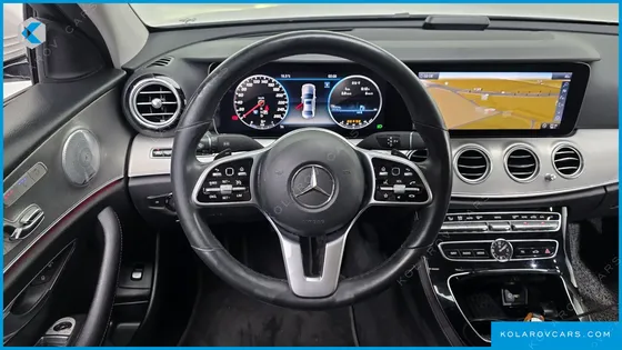 MERCEDES E-CLASS E300 AMG LINE