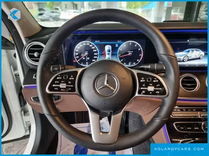 MERCEDES E-CLASS E300 4MATIC AVNATGARDE