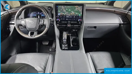 TOYOTA ALPHARD 2.5 HEV EXECUTIVE AWD