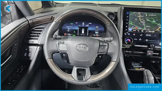 TOYOTA ALPHARD 2.5 HEV EXECUTIVE AWD