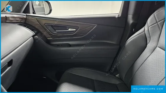 TOYOTA ALPHARD 2.5 HEV EXECUTIVE AWD