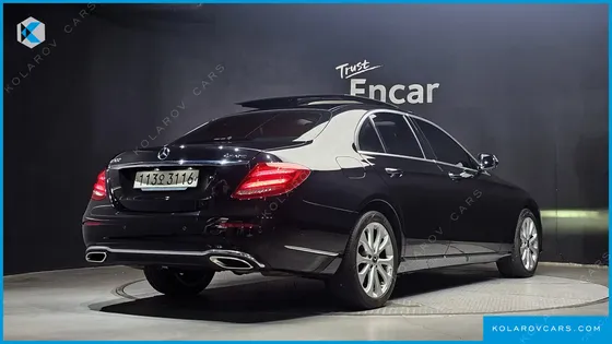 MERCEDES E-CLASS E300 4MATIC EXCLUSIVE