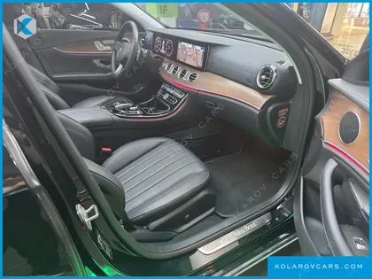 MERCEDES E-CLASS E300 EXCLUSIVE