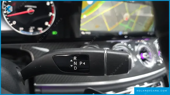MERCEDES E-CLASS E300 AMG LINE