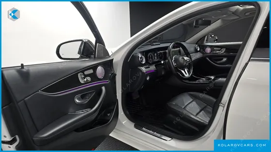 MERCEDES E-CLASS E300 AMG LINE