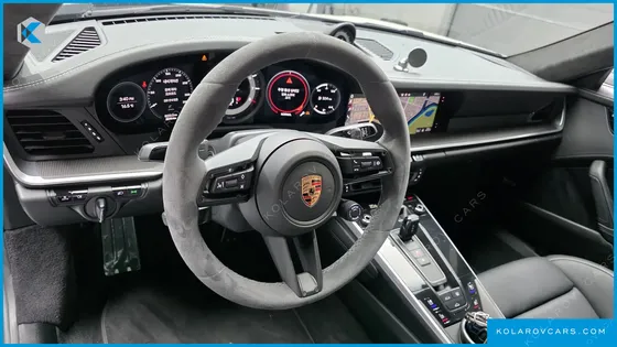 PORSCHE 911 CARRERA 4S