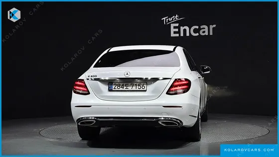 MERCEDES E-CLASS E300 EXCLUSIVE