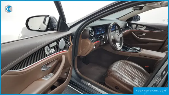 MERCEDES E-CLASS E400 4MATIC EXCLUSIVE
