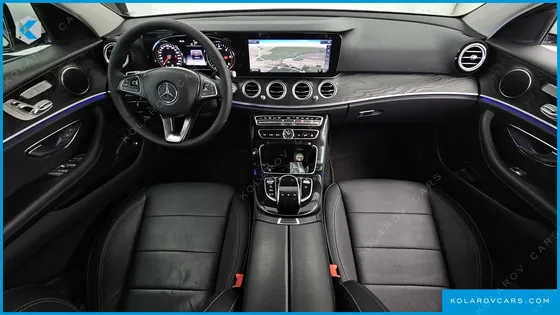 MERCEDES E-CLASS E220D AVANTGARDE