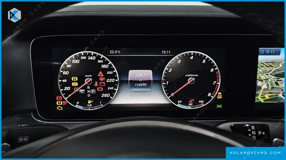 MERCEDES E-CLASS E300 4MATIC AVNATGARDE