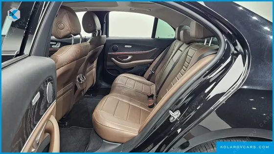 MERCEDES E-CLASS E300 4MATIC AVNATGARDE