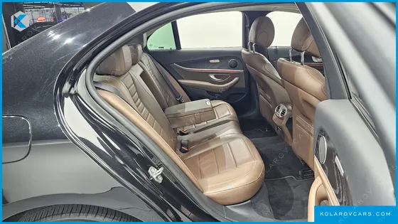 MERCEDES E-CLASS E300 4MATIC AVNATGARDE