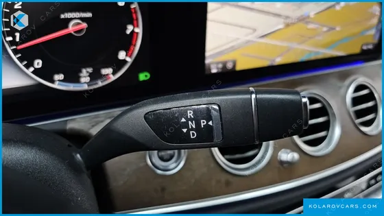 MERCEDES E-CLASS E300 4MATIC EXCLUSIVE