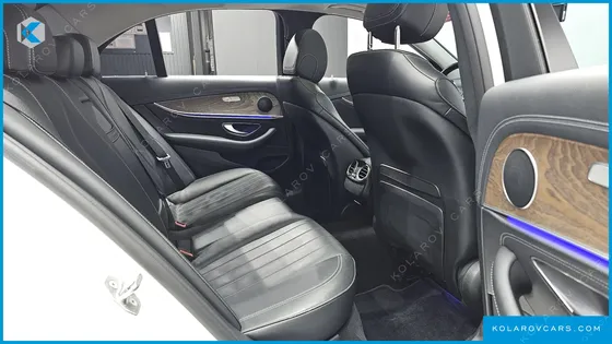 MERCEDES E-CLASS E300 4MATIC EXCLUSIVE