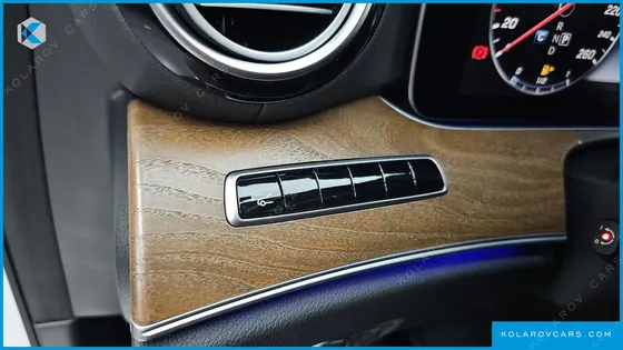 MERCEDES E-CLASS E300 4MATIC EXCLUSIVE