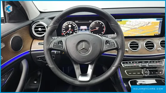 MERCEDES E-CLASS E300 4MATIC EXCLUSIVE