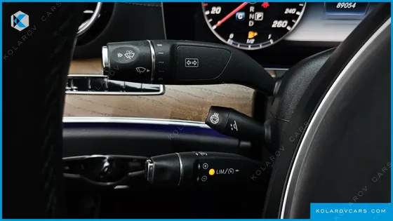 MERCEDES E-CLASS E300 4MATIC EXCLUSIVE