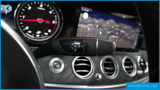 MERCEDES E-CLASS E220D AVANTGARDE