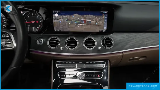 MERCEDES E-CLASS E220D AVANTGARDE