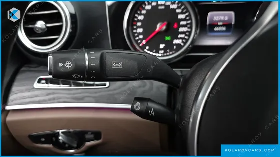 MERCEDES E-CLASS E220D AVANTGARDE