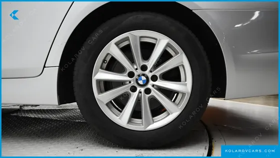 BMW 5 SERIES 528I