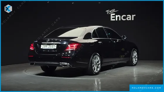 MERCEDES E-CLASS E300 EXCLUSIVE