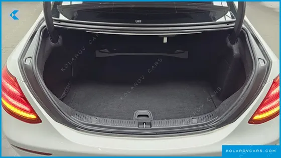MERCEDES E-CLASS E200 AVANTGARDE