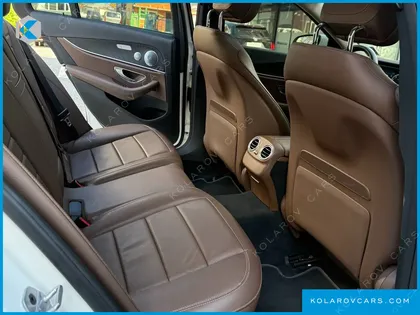 MERCEDES E-CLASS E300 4MATIC AVNATGARDE