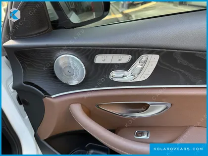 MERCEDES E-CLASS E300 4MATIC AVNATGARDE