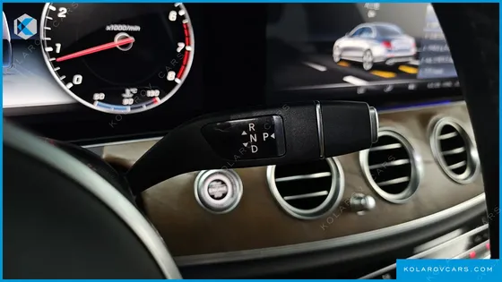 MERCEDES E-CLASS E300 4MATIC EXCLUSIVE