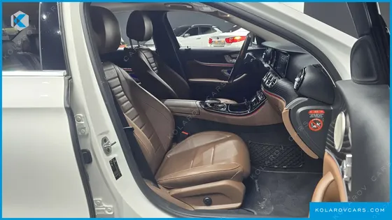 MERCEDES E-CLASS E220D AVANTGARDE