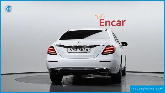 MERCEDES E-CLASS E300 EXCLUSIVE