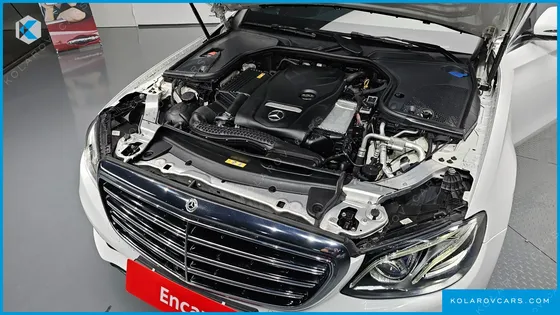 MERCEDES E-CLASS E300 EXCLUSIVE