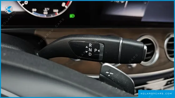 MERCEDES E-CLASS E300 EXCLUSIVE