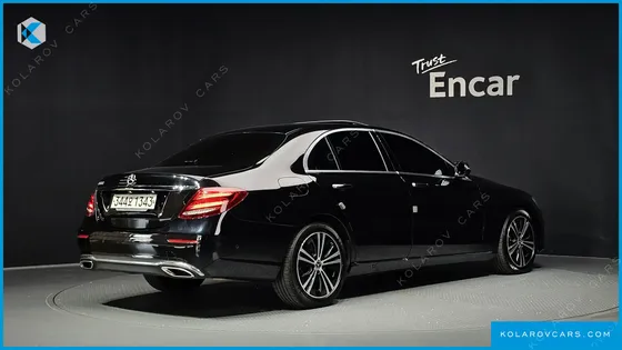 MERCEDES E-CLASS E300 AVANTGARDE