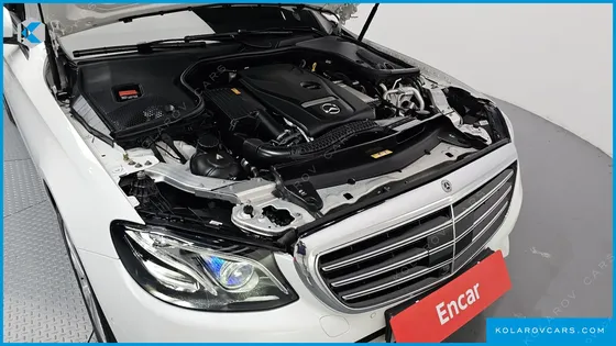 MERCEDES E-CLASS E300 4MATIC EXCLUSIVE