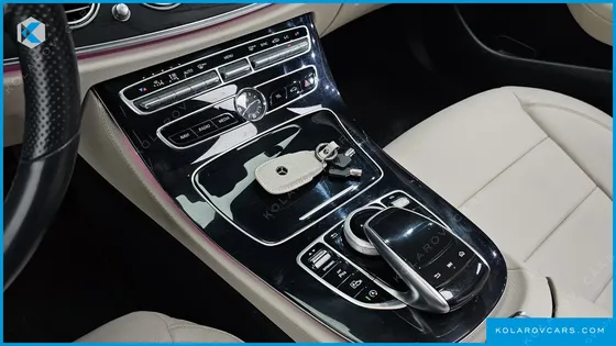 MERCEDES E-CLASS E300 AVANTGARDE