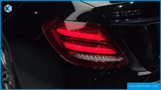 MERCEDES E-CLASS E300 AMG LINE